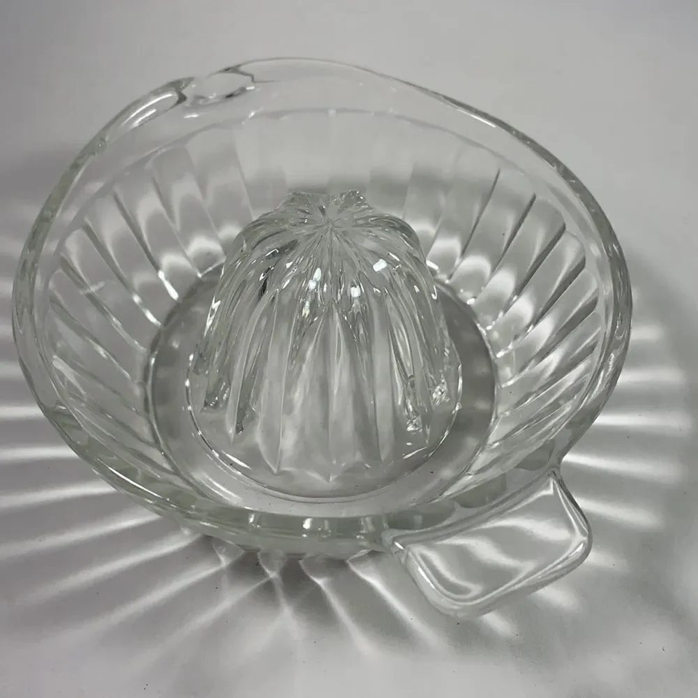 Clear Ribbed Glass Lemon Fruit Juicer Handle Spout